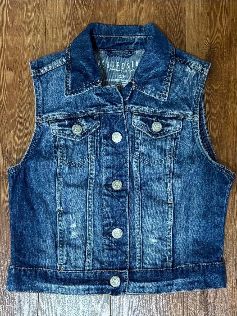 Women’s/ Juniors Cropped Distressed Denim Vest by Aeropostale - Size Small